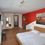 Traube Otel Zell am See