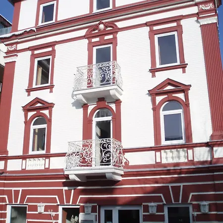 トラウベ 3* ツェル アム ゼー