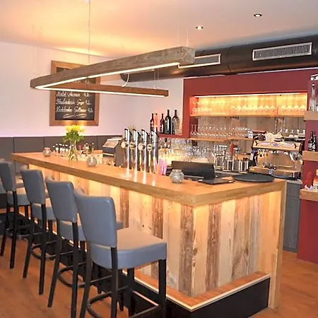 Traube Otel 3*
