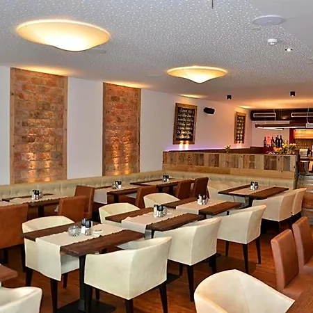 Otel Traube 3*