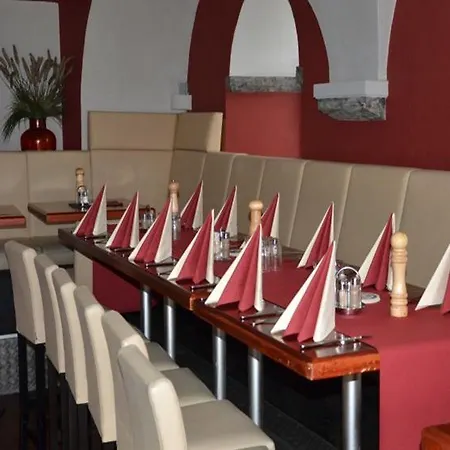 Hotel Traube 3*