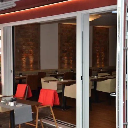 ホテル トラウベ